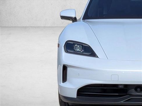 Used 2025 Porsche Taycan 4S image 12