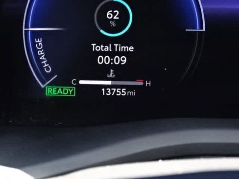 Used 2025 Toyota Camry XSE FWD image 25