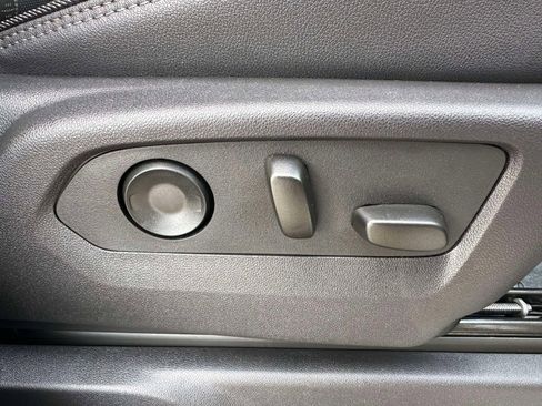 Certified 2025 Chevrolet Silverado 1500 High Country w/ Midnight Edition image 27