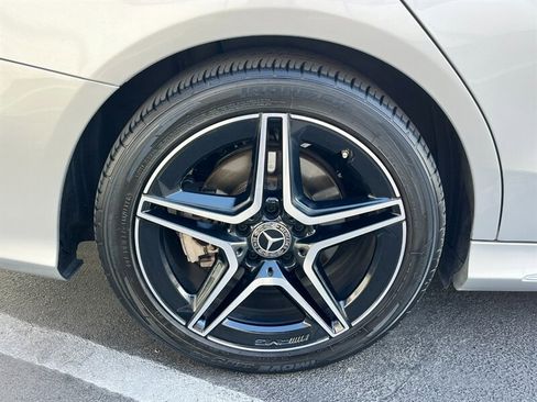 Used 2020 Mercedes-Benz C 300 4MATIC Sedan image 12