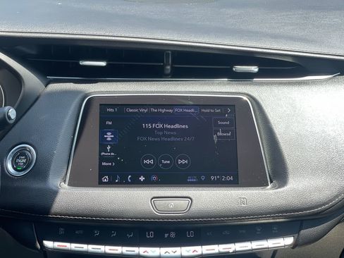 Used 2019 Cadillac XT4 Premium Luxury AWD/4WD image 21
