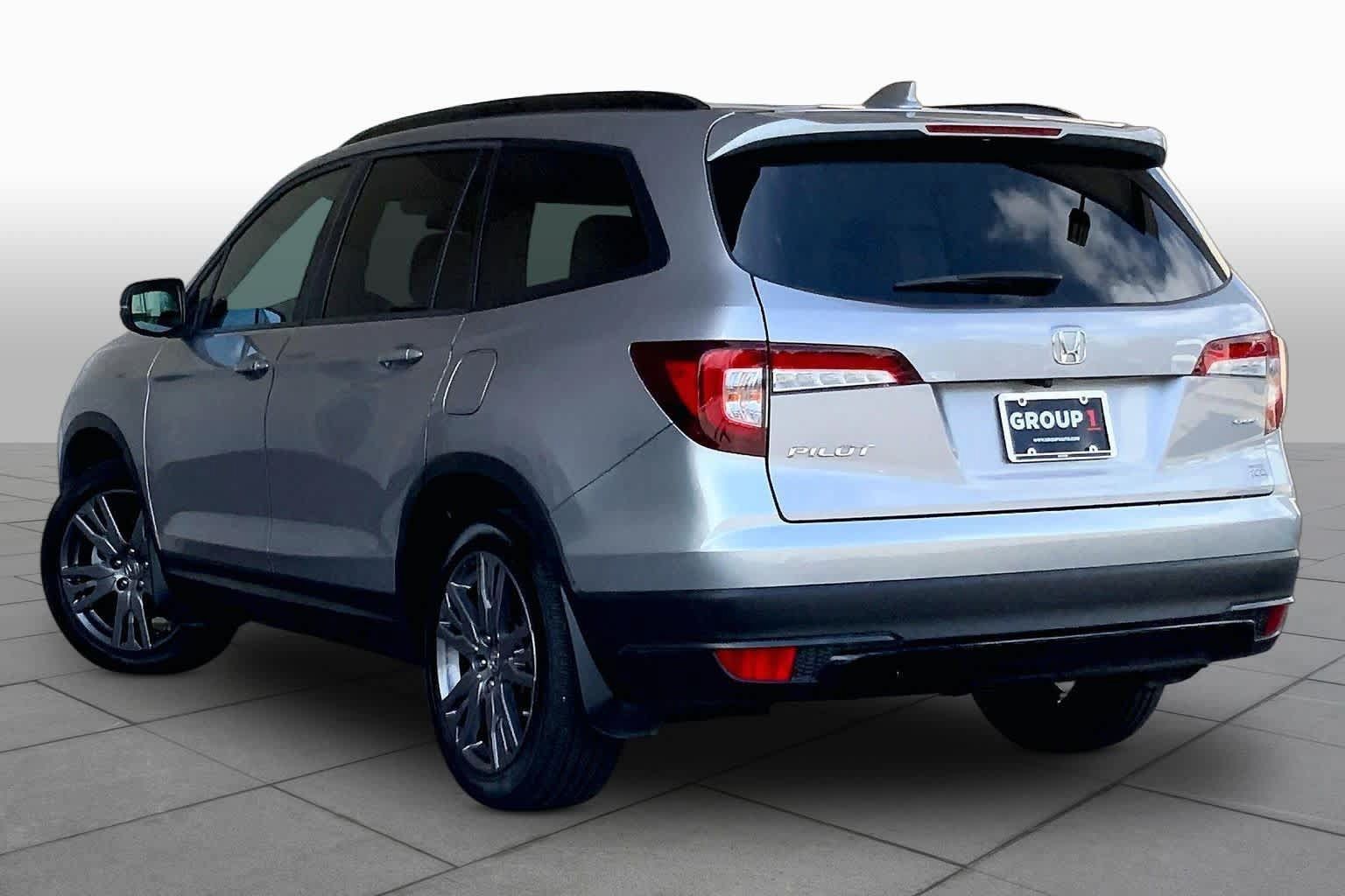 Used 2022 Honda Pilot Sport image 12