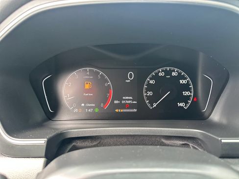 Used 2025 Honda Pilot Touring image 21