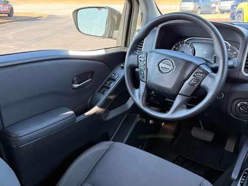 Certified 2024 Nissan Frontier SV image 11
