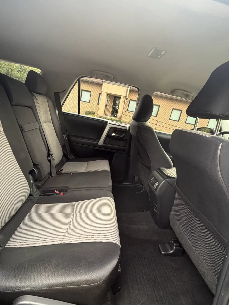 Used 2014 Toyota 4Runner SR5 w/ Convenience Package AWD/4WD image 10