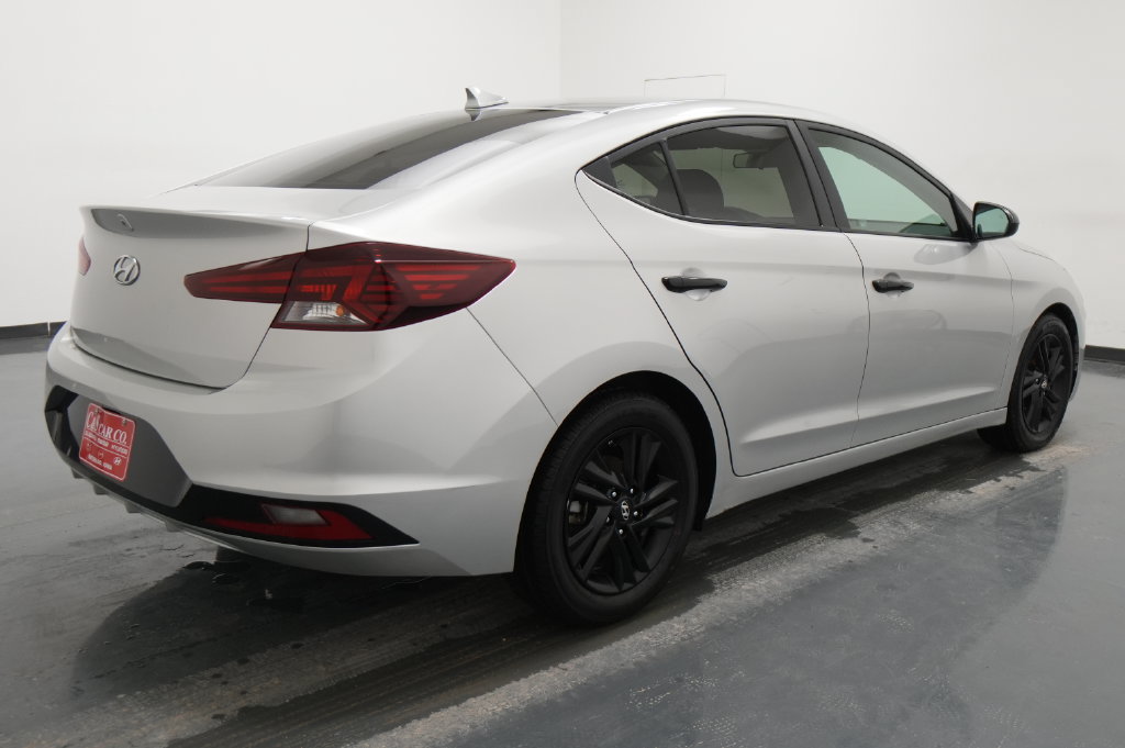 Used 2019 Hyundai Elantra SEL w/ Cargo Package FWD image 14