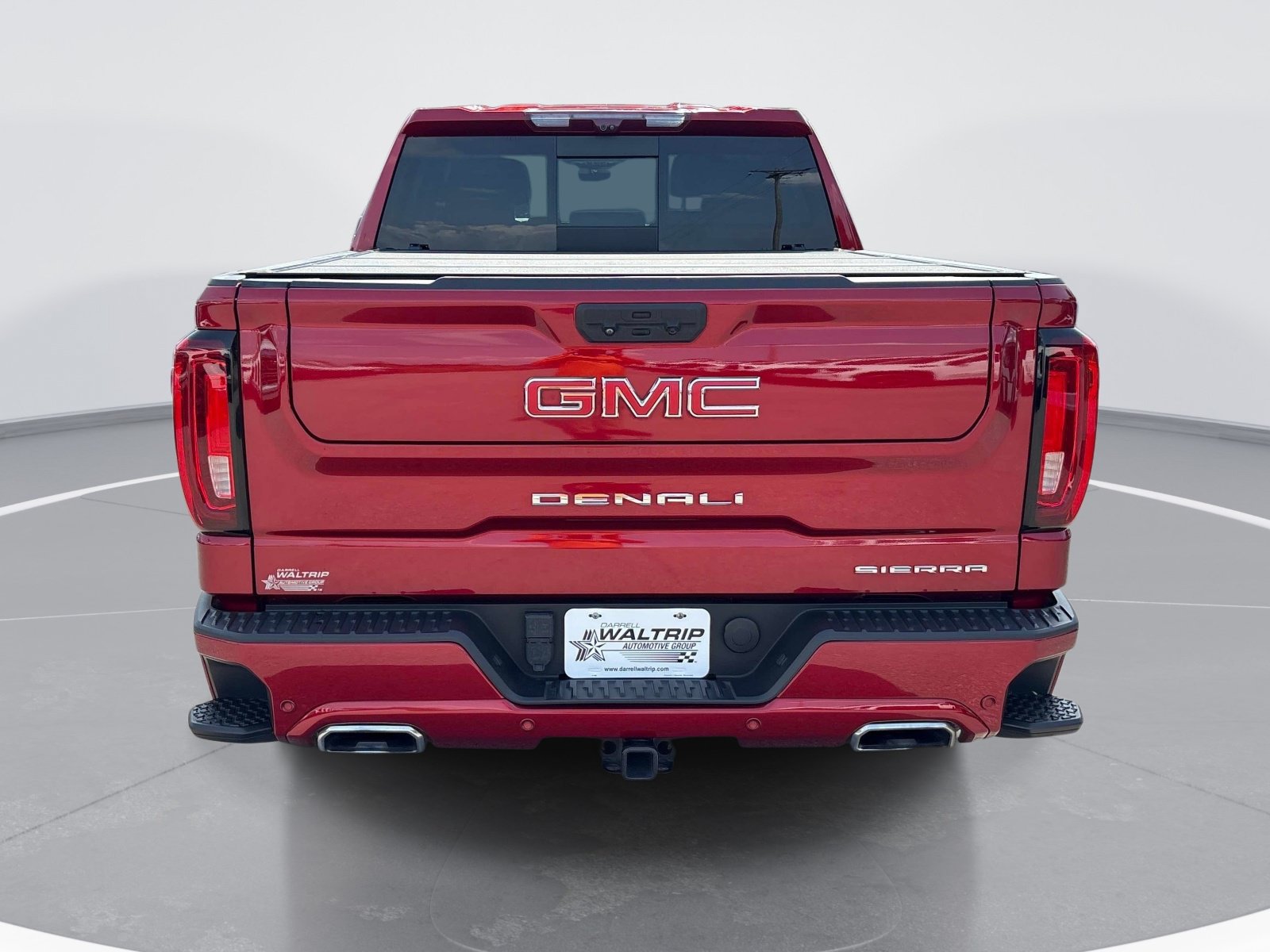 Used 2023 GMC Sierra 1500 Denali w/ Technology Package AWD/4WD image 7
