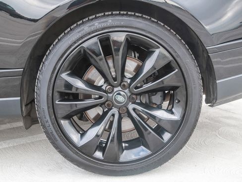 Used 2021 Land Rover Range Rover SV Autobiography Dynamic image 13