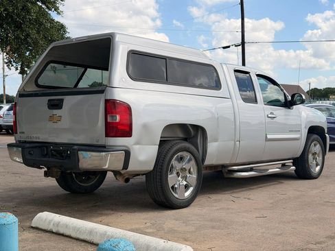 Used 2011 Chevrolet Silverado 1500 LT w/ Regional Value Package RWD image 3