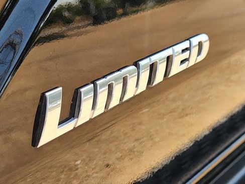 Used 2026 Toyota 4Runner Limited AWD/4WD image 7