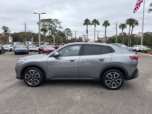 Used 2025 BMW X2 xDrive28i image 8
