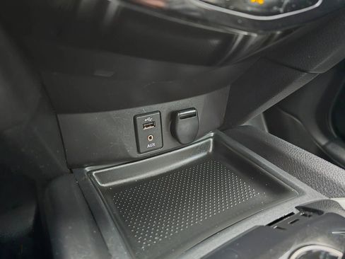 Used 2016 Nissan Rogue SL w/ SL Premium Package image 30