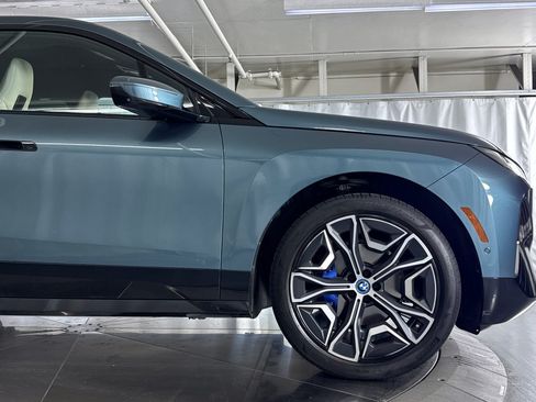 Used 2024 BMW iX xDrive50 w/ Sport Package AWD/4WD image 36