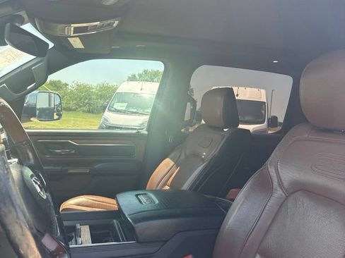 Used 2019 RAM 1500 Limited AWD/4WD image 12