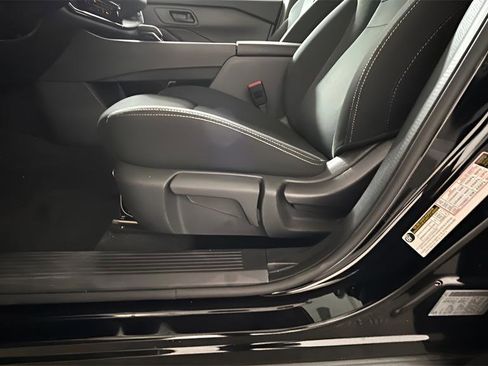 Used 2024 Nissan Rogue S image 20