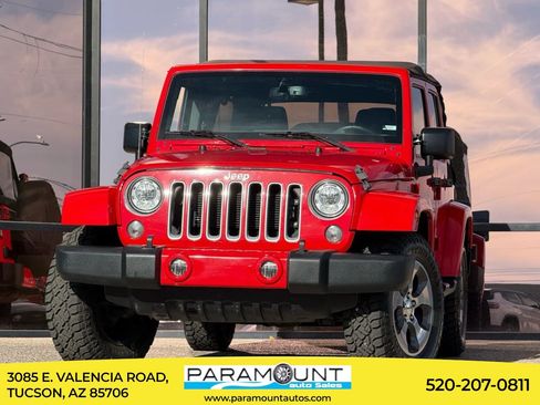 Used 2018 Jeep Wrangler Unlimited Sahara w/ Connectivity Group AWD/4WD image 1