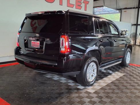 Used 2017 GMC Yukon SLT w/ Open Road Package AWD/4WD image 9