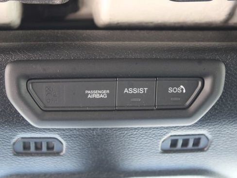 Used 2020 Jeep Gladiator Overland w/ Popular Equipment Package AWD/4WD image 35
