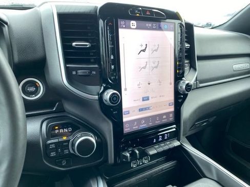 Used 2025 RAM 1500 Big Horn AWD/4WD image 16
