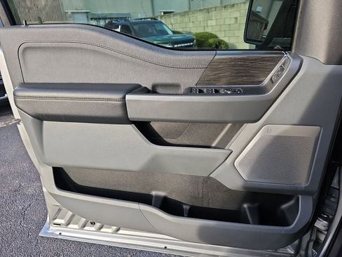 Used 2024 Ford F150 Lariat w/ Equipment Group 502A High image 26