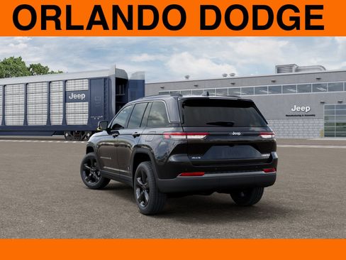 New 2026 Jeep Grand Cherokee Limited AWD/4WD image 3