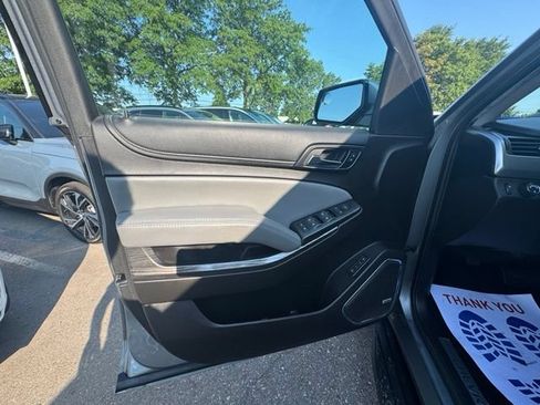 Used 2018 Chevrolet Suburban LT AWD/4WD image 8