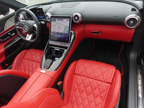 Used 2024 Mercedes-Benz SL 63 AMG S e Performance 4MATIC w/ Manufactur Interior Package image 10