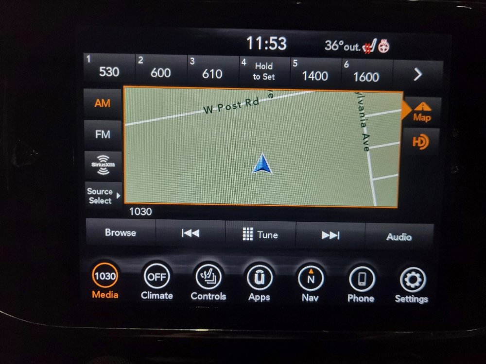 Used 2022 Jeep Grand Cherokee Laredo X AWD/4WD image 25