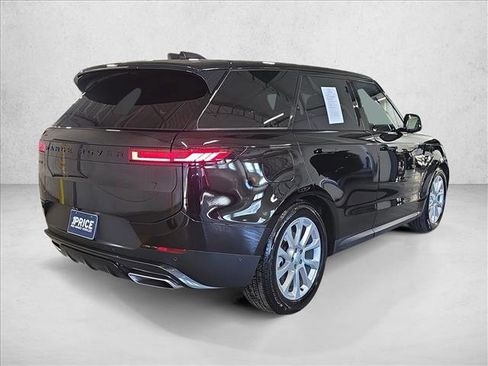 Certified 2025 Land Rover Range Rover Sport SE image 5