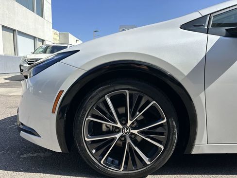 Used 2024 Toyota Prius XLE image 18