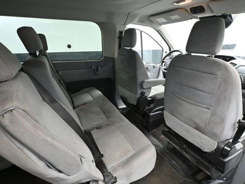 Used 2018 Ford Transit 350 XLT image 38