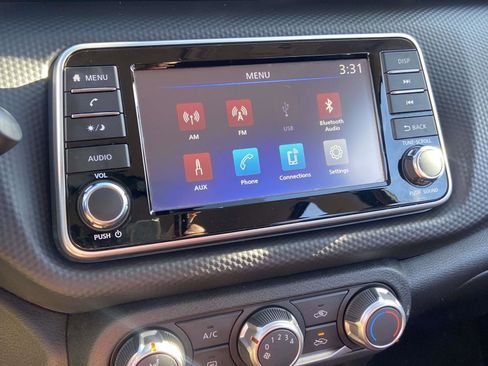 Used 2024 Nissan Kicks S image 16