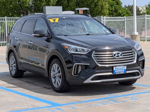 Used 2017 Hyundai Santa Fe Limited AWD/4WD image 4