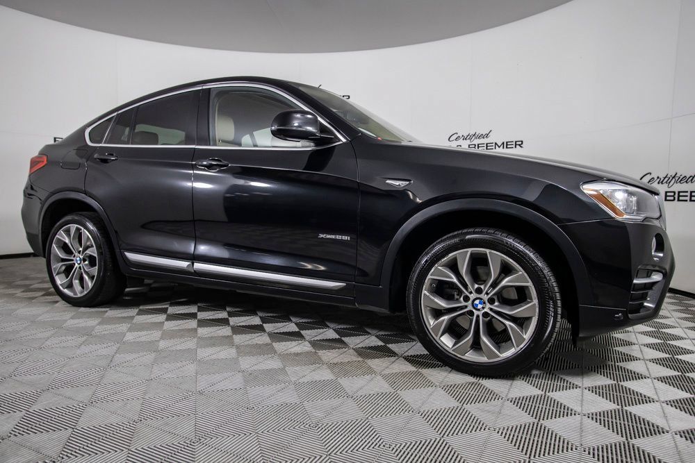 Used 2017 BMW X4 xDrive28i AWD/4WD image 2