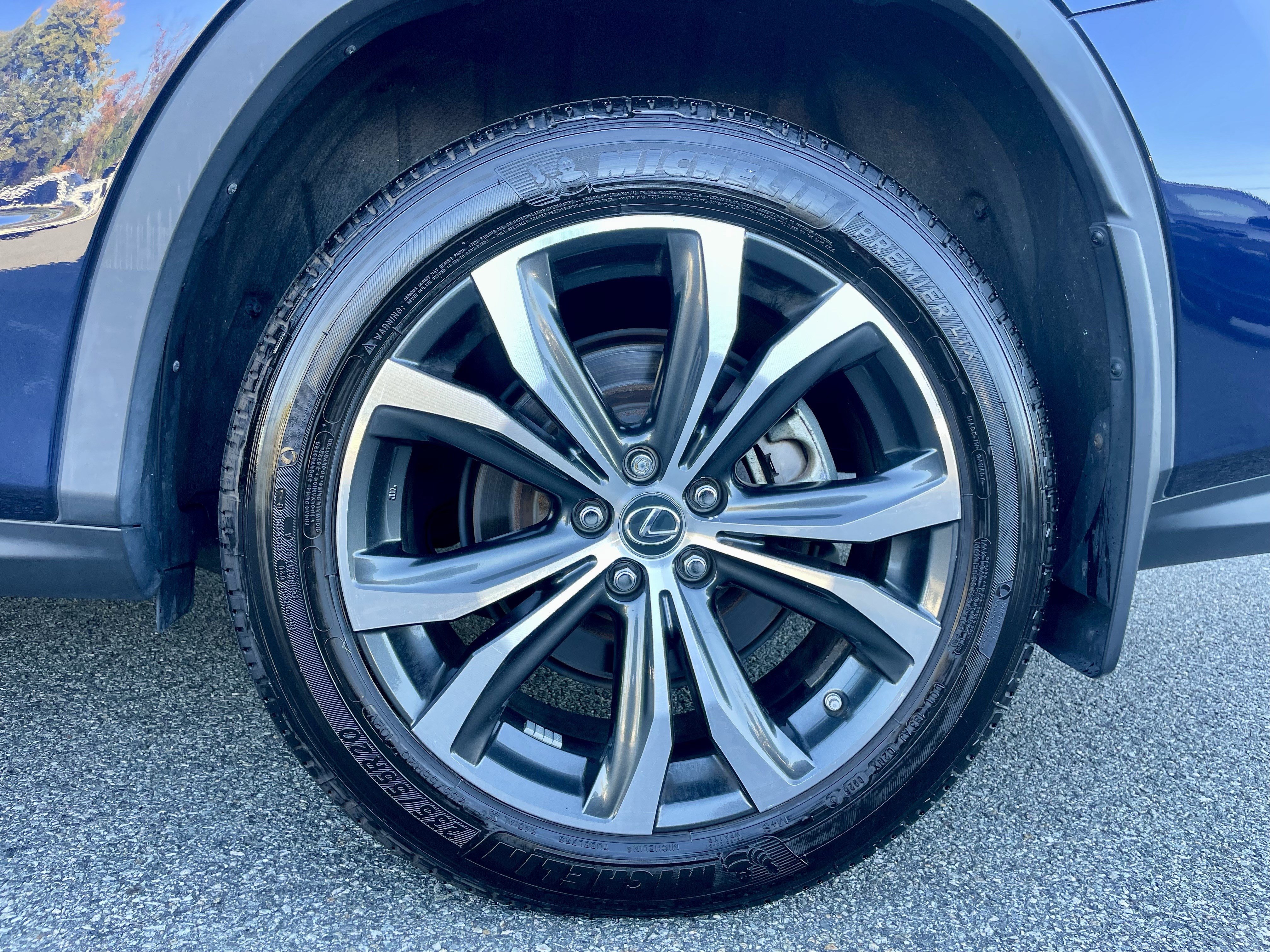 Used 2021 Lexus RX 350L Premium w/ Premium Package AWD/4WD image 10