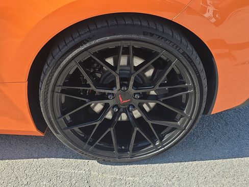 Used 2022 Chevrolet Corvette Stingray Preferred Conv w/ Z51 Performance Package RWD image 12