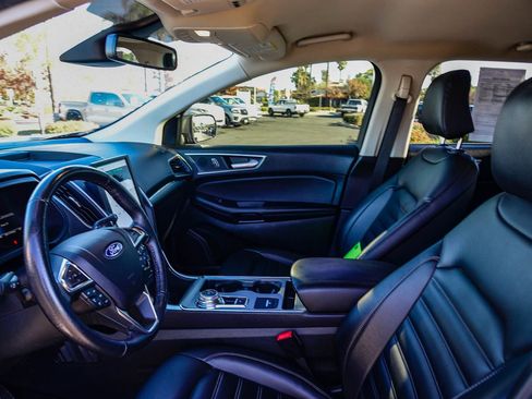 Used 2022 Ford Edge SEL w/ Convenience Package image 18