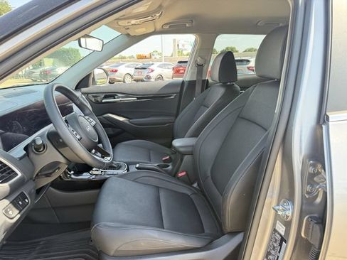 Used 2026 Kia Seltos EX FWD image 24