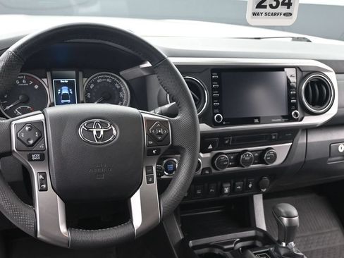 Used 2023 Toyota Tacoma Limited AWD/4WD image 26