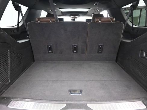 Used 2024 Chevrolet Suburban High Country w/ Max Trailering Package image 17