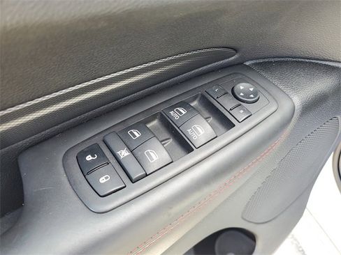 Used 2024 Dodge Durango GT image 17