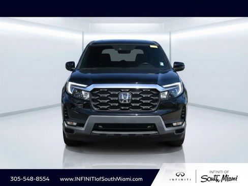 Used 2023 Honda Passport EX-L image 2