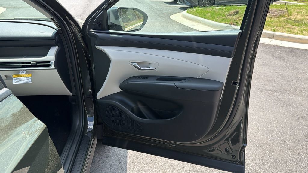 New 2026 Hyundai Tucson SEL Plus FWD image 16