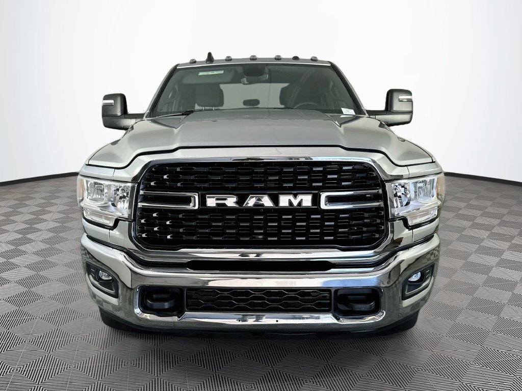Used 2023 RAM 2500 Big Horn AWD/4WD image 4