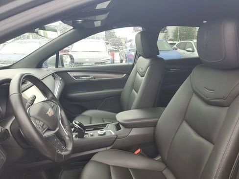 Certified 2021 Cadillac XT5 Luxury FWD image 17