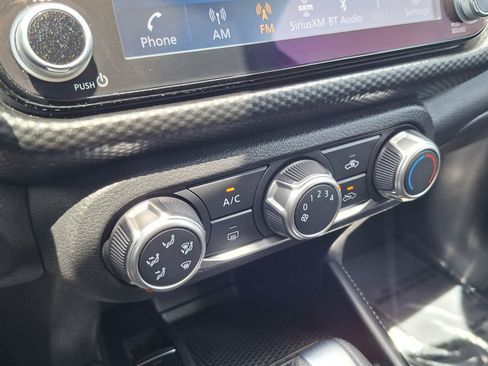 Used 2023 Nissan Kicks SV FWD image 14