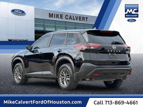 Used 2021 Nissan Rogue S FWD image 3