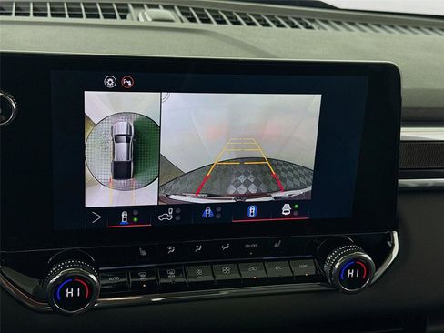 New 2026 GMC Canyon Elevation w/ Convenience Package image 9