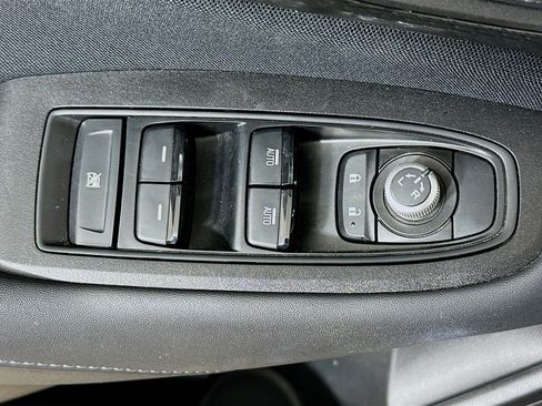 Used 2025 Subaru Outback Premium AWD/4WD image 15
