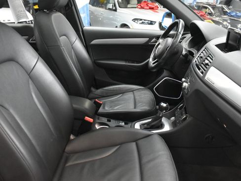 Used 2016 Audi Q3 2.0T Prestige AWD/4WD image 38